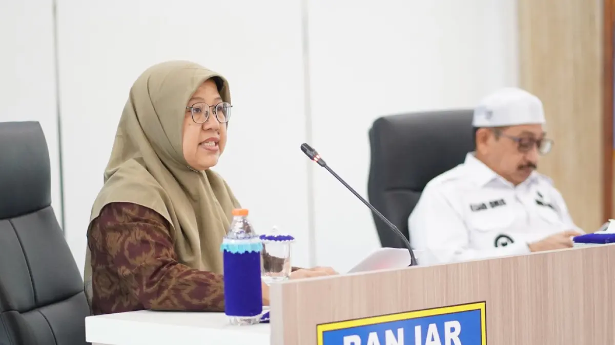 BICARA: Kasatgas Tata Kelola Monitoring dan Evaluasi Direktorat Pendidikan dan Pelatihan Anti Korupsi KPK, Mita Koto, saat menyampaikan materi pentingnya peran penyuluh antikorupsi, di Aula Barakat Martapura, Rabu (29/4/2026).&nbsp;