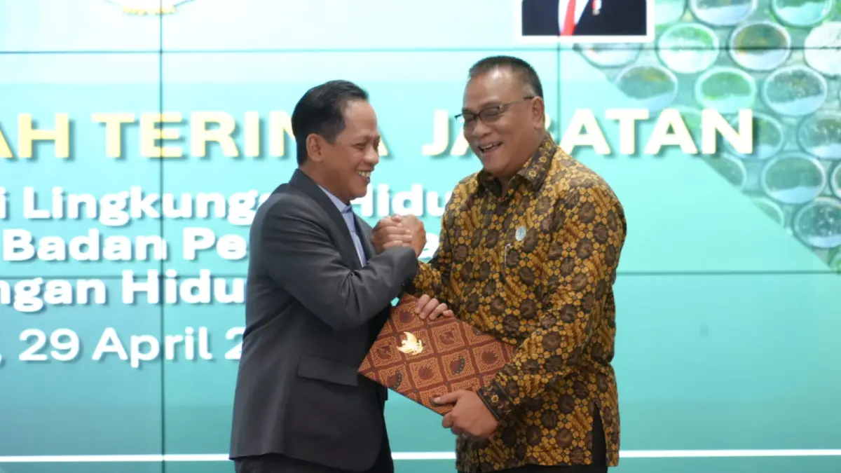 SERTIJAB: Menteri LH/Kepala BPLH Moh Jumhur Hidayat saat serah terima jabatan di Jakarta, Rabu (29/4/2026).