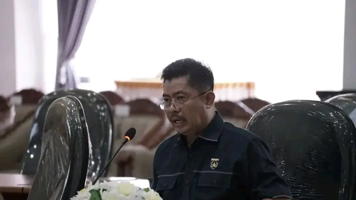 BAHAS BPJS: Wakil Ketua I DPRD HSS&nbsp;Rahmad Iriadi tegaskan jangan ada perbedaan pelayanan bagi peserta BPJS.
