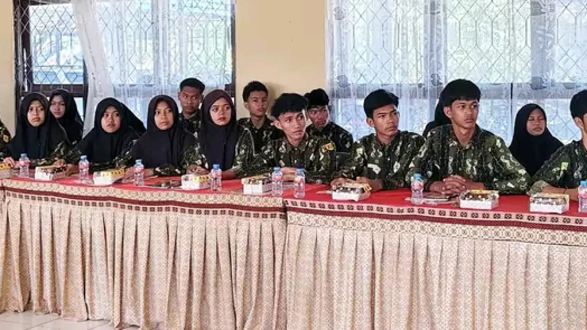 IKUTI: Siswa SMAN 1 Angkinang ikuti pelatihan jurnalistik.