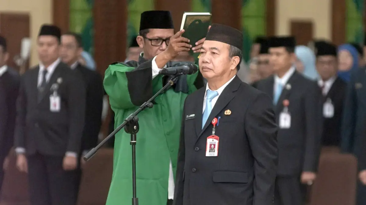 M Syarifuddin saat dilantik sebagai Sekretaris Daerah Provinsi Kalimantan Selatan