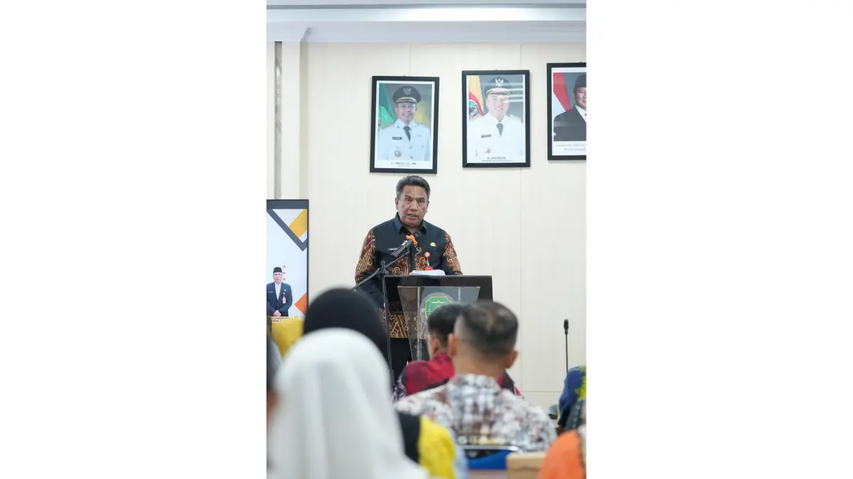  Sekretaris Daerah Kabupaten Tapin