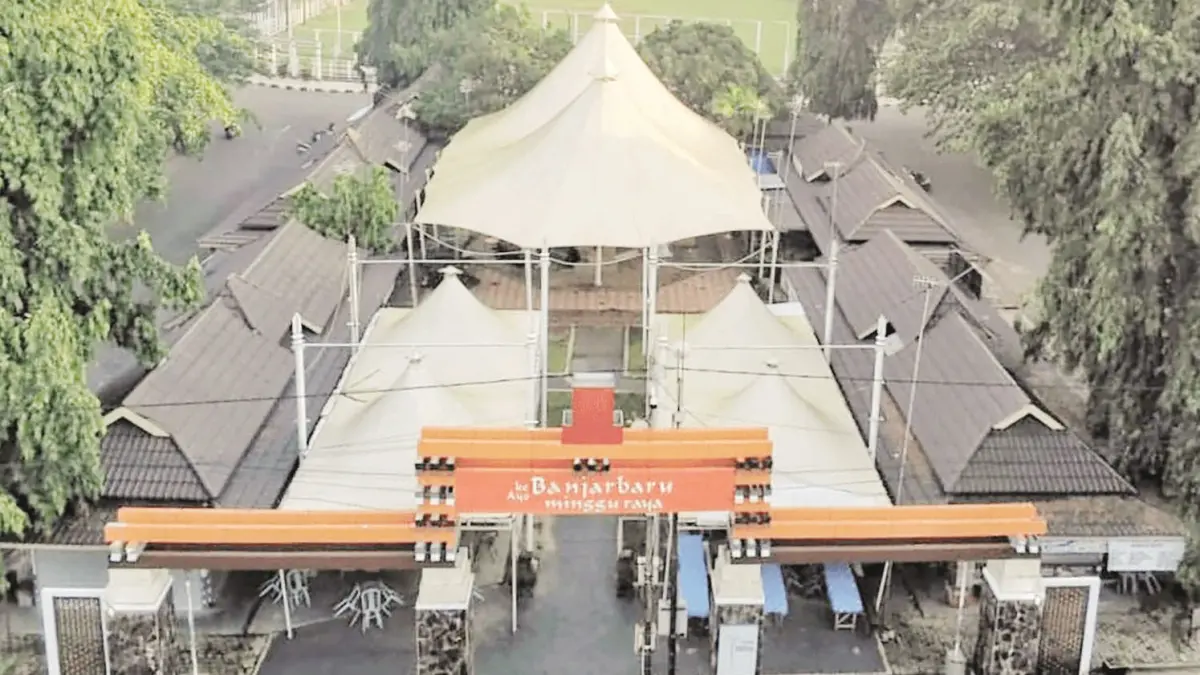 LEBIH BAIK: Kawasan Minggu Raya (MGR) kini sudah lebih baik. Dulu lokasi ini hanya berupa tanah lapang tanpa atap.&nbsp;