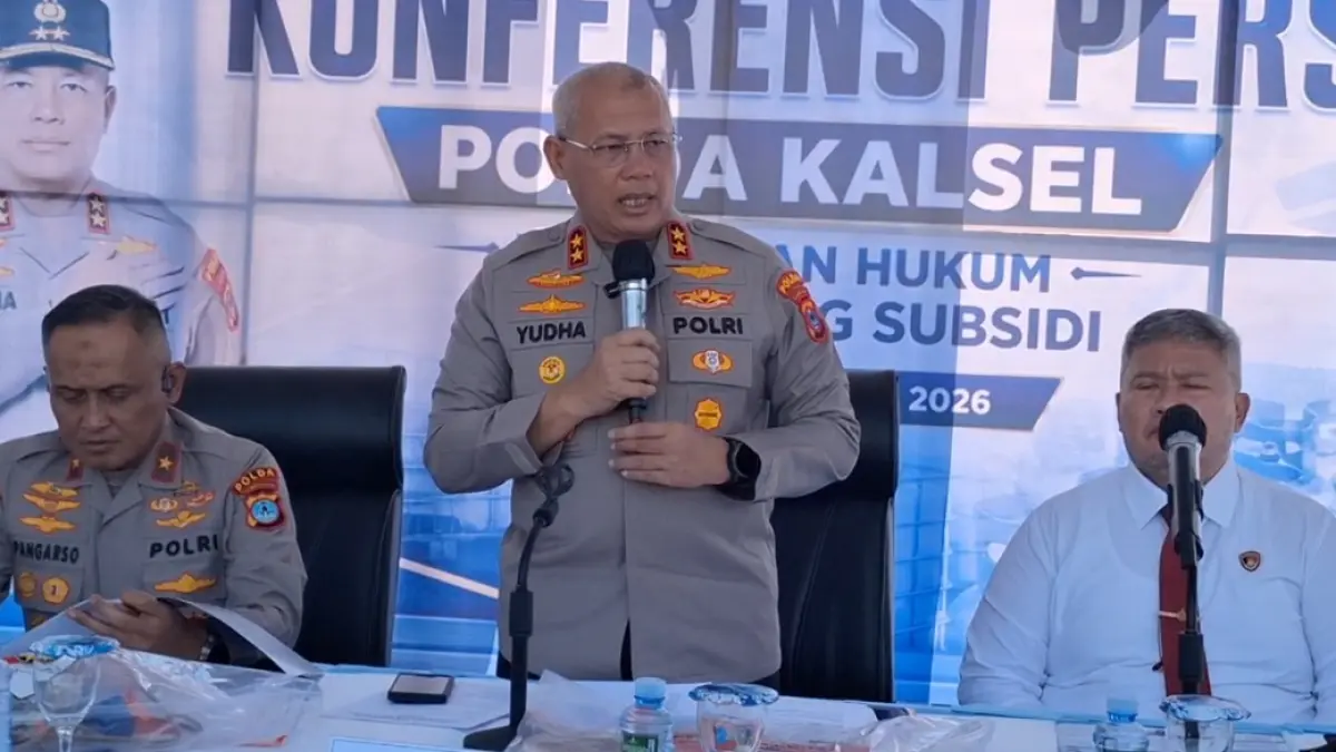 UNGKAP KASUS: Polda Kalsel berhasil menggulung sindikat penyalahgunaan BBM dan pengoplosan Liquefied Petroleum Gas (LPG) dalam operasi besar-besaran. (Sheilla Farazela/ Radar Banjarmasin)