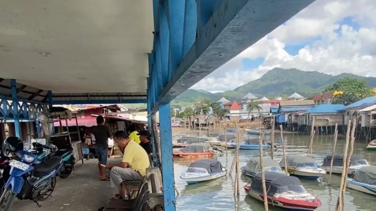 Gambaran kondisi speedboat di Pelabuhan Empat Serangkai Kotabaru yang tidak beroperasi. (Jumain/ Radar Banjarmasin)