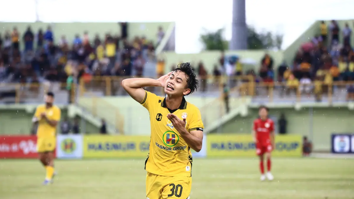 Gerard Edginataqi, aksi pemain muda PS Barito Putera, dalam laga pamungkas Pegadaian Championship 2025-2026 kontra Persipal FC di Stadion 17 Mei, Banjarmasin, Minggu (3/5/2026). (M Idris Jian Sidik)