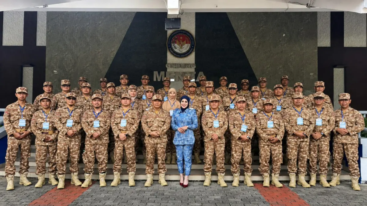 MONITORING: Bupati HST Samsul Rizal monitoring pejabat yang ikut retret di IPDN.(Foto:Pemkab HST)