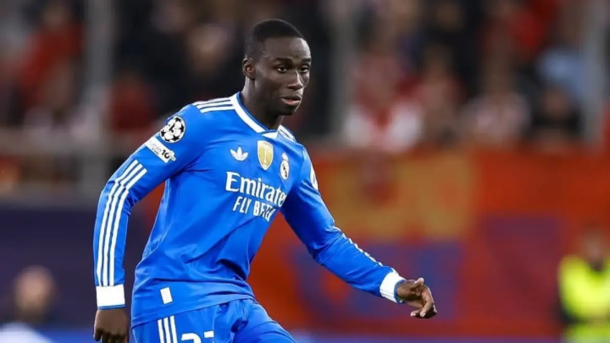 INGIN PENSIUN: Cedera parah, bintang Real Madrid, Ferland Mendy pertimbangan pensiun dini.&nbsp;
(REAL MADRID)