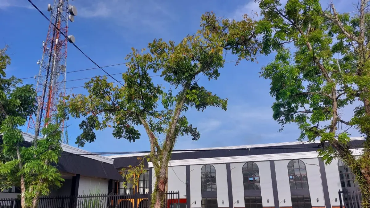 GANTI NAMA: Bangunan fisik LKP Bahasa Inggris di HST sudah selesai. (Foto: Jamaluddin/Radar Banjarmasin).