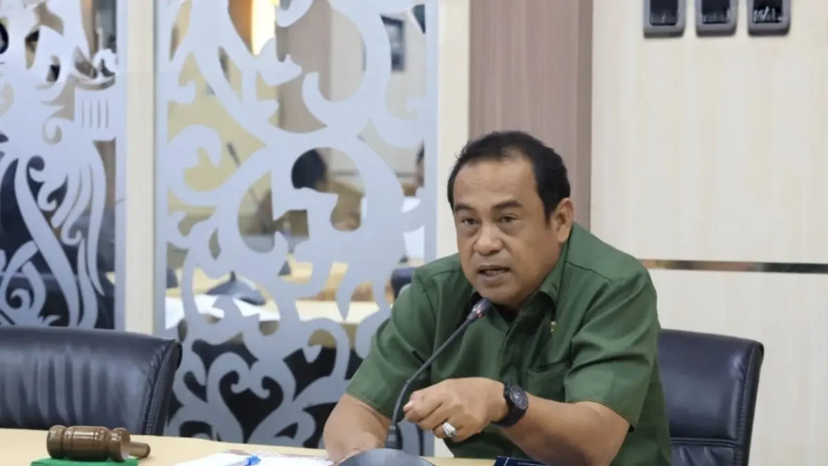 Ketua Komisi II DPRD Tanah Bumbu, Andi Erwin Prasetya dalam salah satu agenda dewan di gedung DPRD Tanah Bumbu. (Foto: Andi Erwin Prasetya)