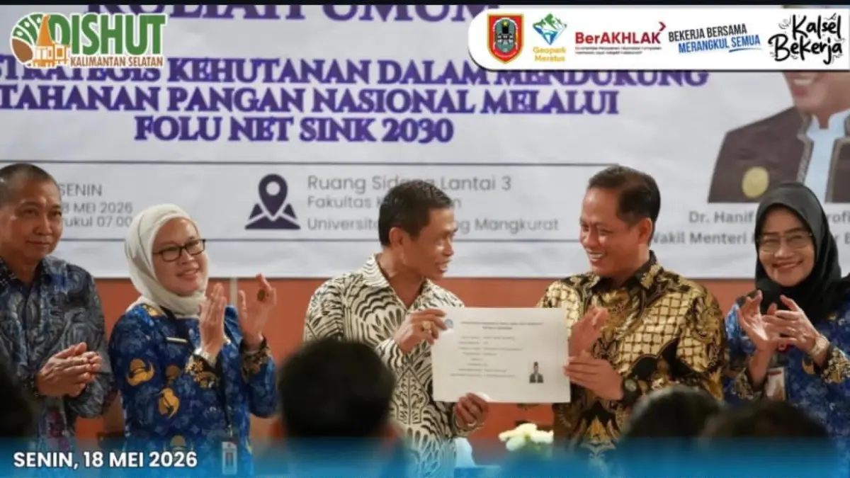 AKADEMIS: Wamenko Pangan RI, Hanif Faisol Nurofiq mengisi kuliah umum tentang kehutanan dan ketahanan pangan di ULM Banjarbaru, belum lama tadi.