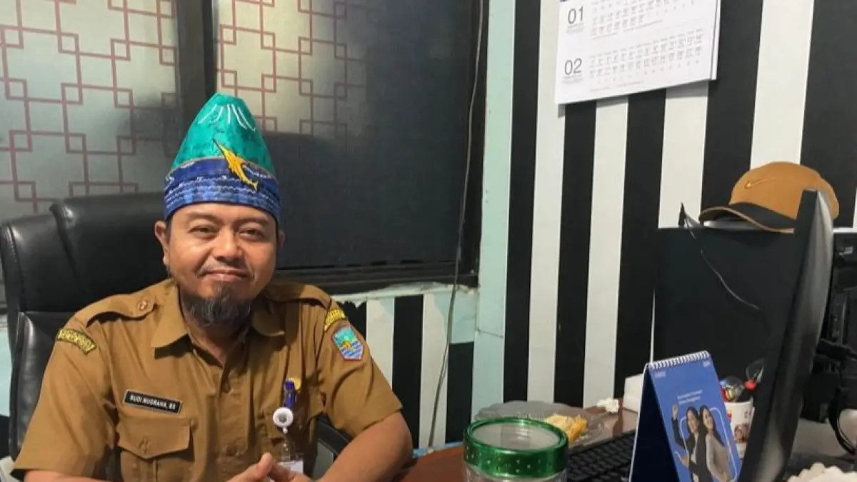 Rudi Nugraha, Seniman Kotabaru. (Jumain/ Radar Banjarmasin)&nbsp;
