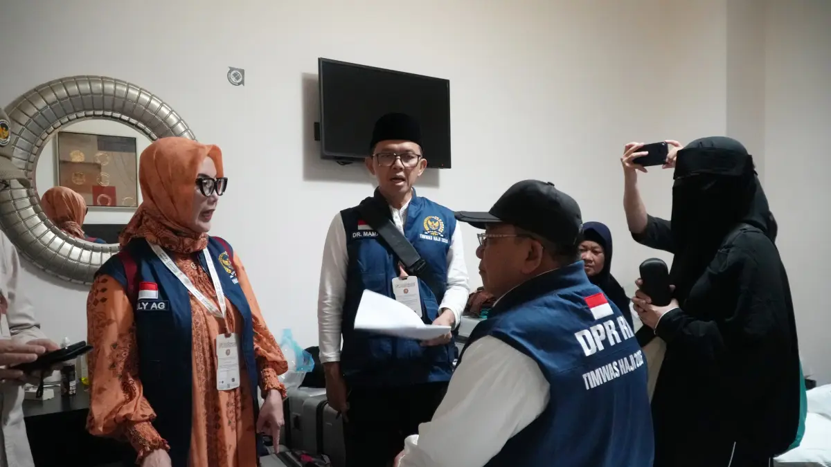GALI INFORMASI: Anggota Timwas Haji DPR RI, Selly Andriany Gantina, usai melakukan pengawasan langsung di area Sa