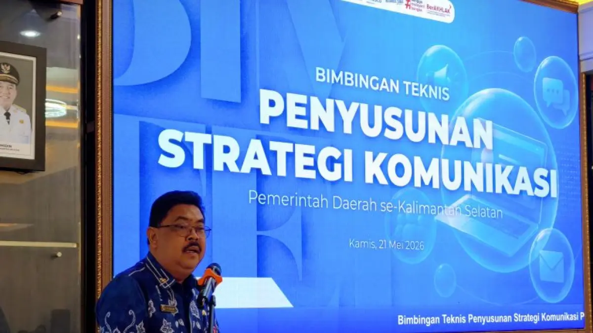 PROGRAM: Kepala Diskominfo Kalsel, Muhammad Muslim menyampaikan sambutan di acara Bimtek Strategi Komunikasi di Aula Diskominfo Kalsel di Banjarbaru, Kamis (21/5/2026).(Foto:MC Kalsel)