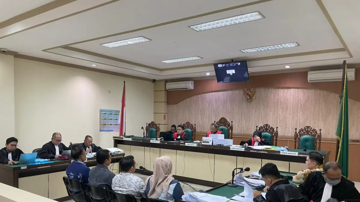 Sidang lanjutan perkara OTT KPK yang menyeret mantan Kepala Kejaksaan Negeri Hulu Sungai Utara (HSU), Albertinus Parlinggoman Napitupulu di PN Tipikor Banjarmasin, Kamis&nbsp; (21/5). (Muhammad Oscar Fraby)