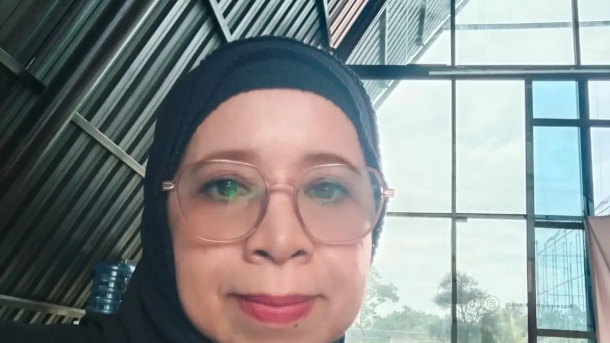 Dra. Naimah, M.H. (Foto: dokumen pribadi)