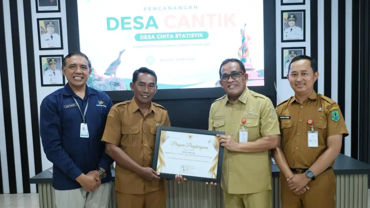 MOMEN: Bupati Kabupaten HSU, H Sahrujani membuka kegiatan Pembinaan Desa Cinta Statistik (Desa Cantik) Tahun 2026 di Aula Kantor DPMD HSU, Senin (25/5/2026).(Foto: Pemkab HSU)&nbsp;