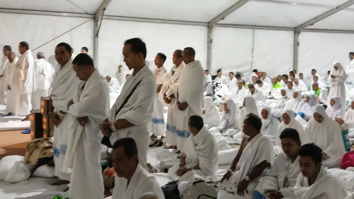 WUKUF: Jemaah haji Kabupaten Tapin sudah berada di Arafah untuk melaksanakan wukuf. (Foto: Noor Ipansyah) 
