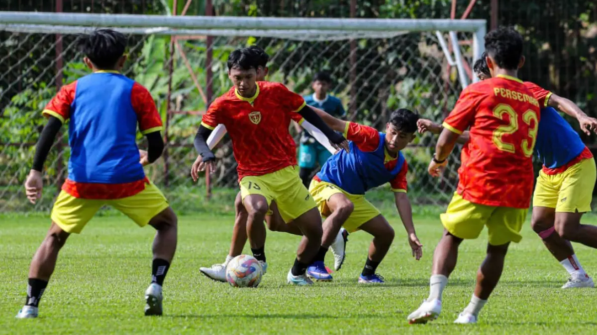 LATIHAN: Usai menjalani persiapan di Bali dan Jakarta, Persemar Martapura bertolak ke Purwakarta pada Jumat (29/5/2026) untuk memulai perjuangan mewakili Kalimantan Selatan di pentas sepak bola nasional.
