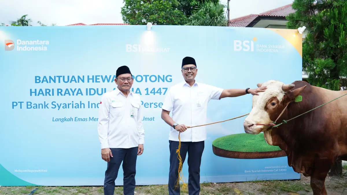 SAPI KURBAN: BSI menyalurkan ribuan hewan kurban ke seluruh wilayah di Kalimantan.(Foto: BSI)