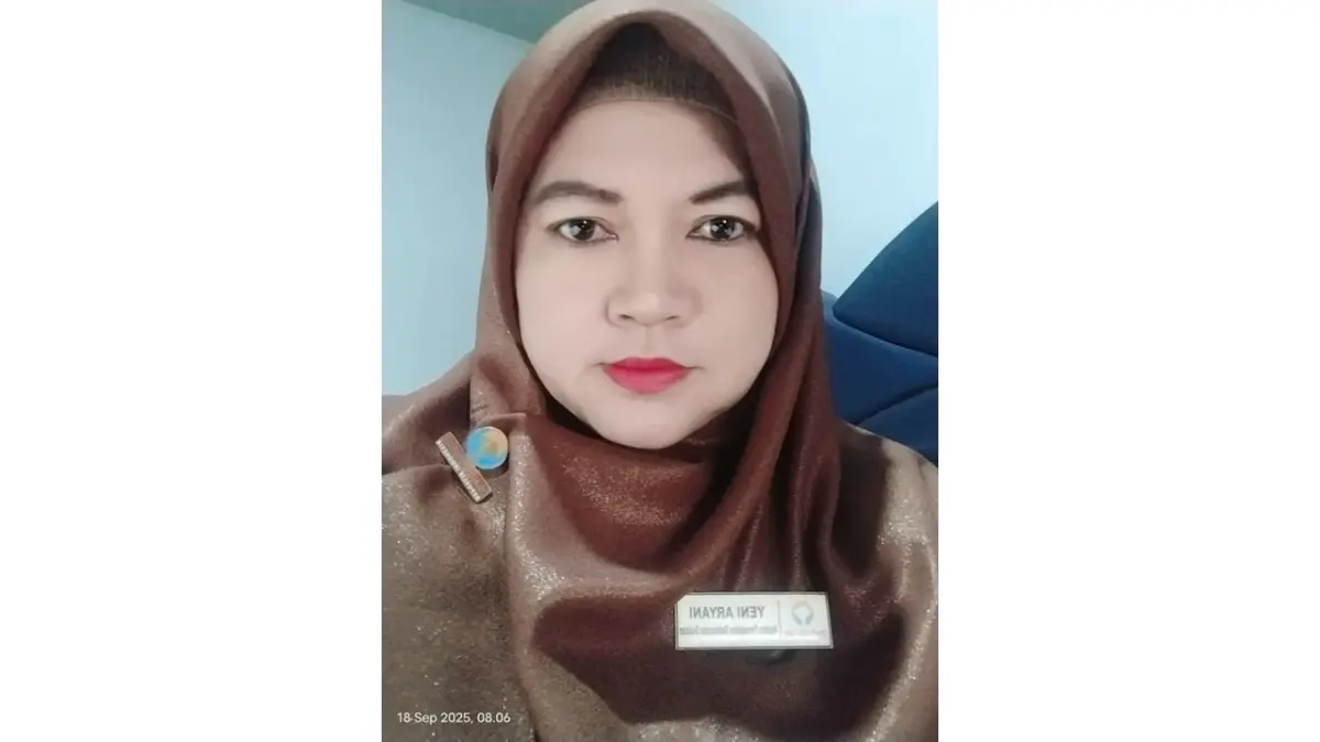 Yeni Ayani, SH, MH