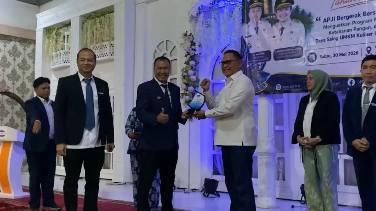 PELANTIKAN: APJI Kalsel siap sinergi genjot ekonomi Kalsel.(Foto: Raudah Anisya/Radar Banjarmasin)&nbsp;&nbsp;