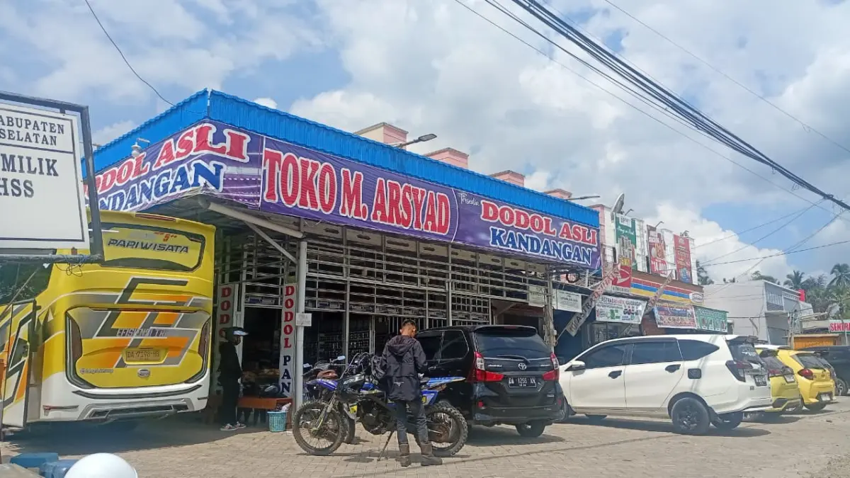 UMKM: Salah satu toko pusat UMKM Dodol Kandangan. (Foto: M. Padil Ihsan/Radar Banjarmasin)&nbsp;