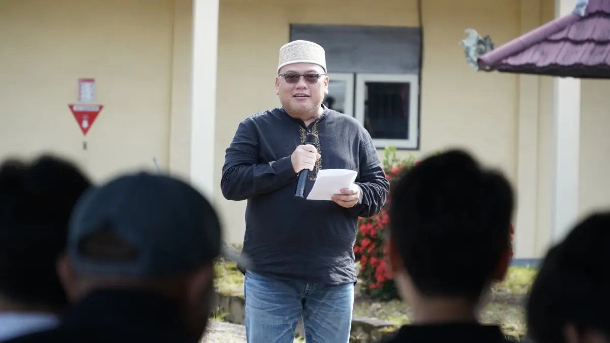 TERIMA KASIH: General Manager PLN UID Kalselteng, Iwan Soelistijono mengapresiasi seluruh pihak yang berpartisipasi dalam program kurban tahun ini, sehingga manfaatnya dapat dirasakan oleh masyarakat di berbagai wilayah Kalselteng.