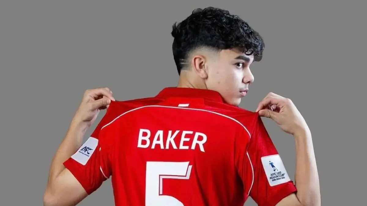 PECAHKAN REKOR: Mathew Baker masuk skuad senior Timnas Indonesia. (instagram @mat_baker09)