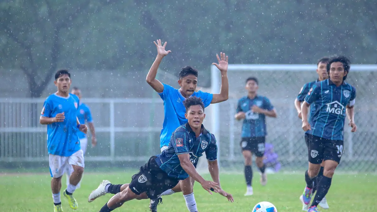 PERTANDINGAN: Aksi pemain Persemar Martapura dalam laga Grup B Liga 4 Nasional Piala Presiden 2026 di Stadion Purnawarman, Purwakarta. (dok Persemar)