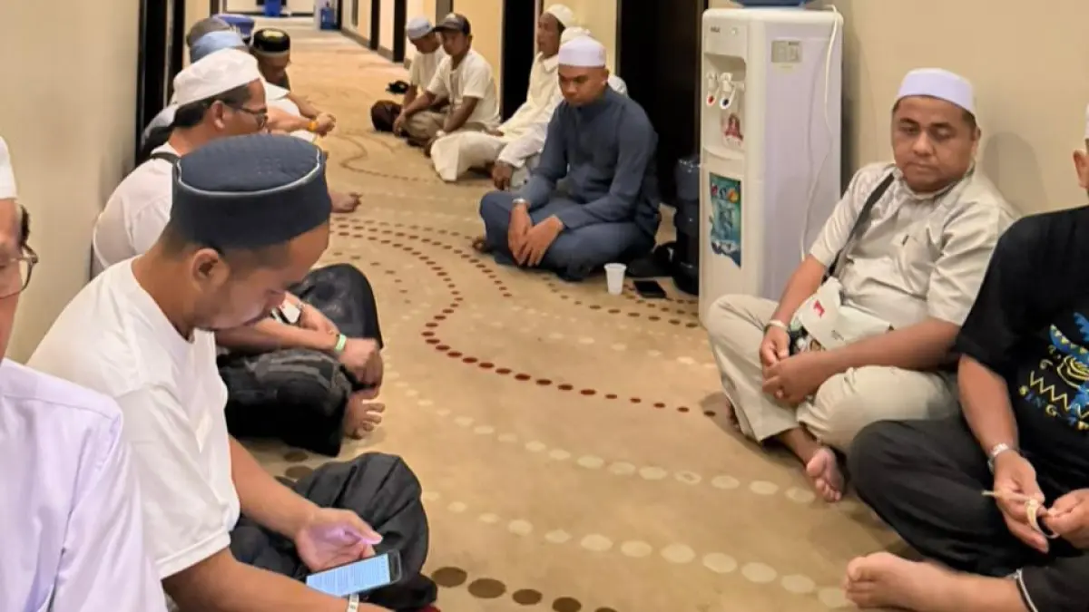 SUDAH TUNTAS: Jemaah haji Kabupaten Tapin di Makkah sudah melaksanakan seluruh rangkaian ibadah haji. (Foto: Noor Ipansyah untuk Radar Banjarmasin)&nbsp;