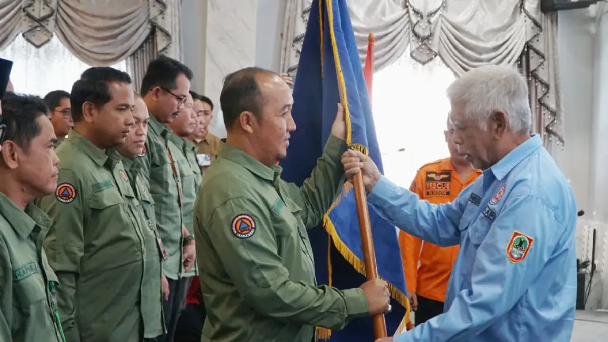 RESMI DIKUKUHKAN: Wakil Bupati Balangan, Akhmad Fauzi, usai melantik jajaran pengurus Forum Pengurangan Risiko Bencana (FPRB) Kabupaten Balangan masa bakti 2025-2029 di Aula Benteng Tundakan, Selasa (26/5/2026).