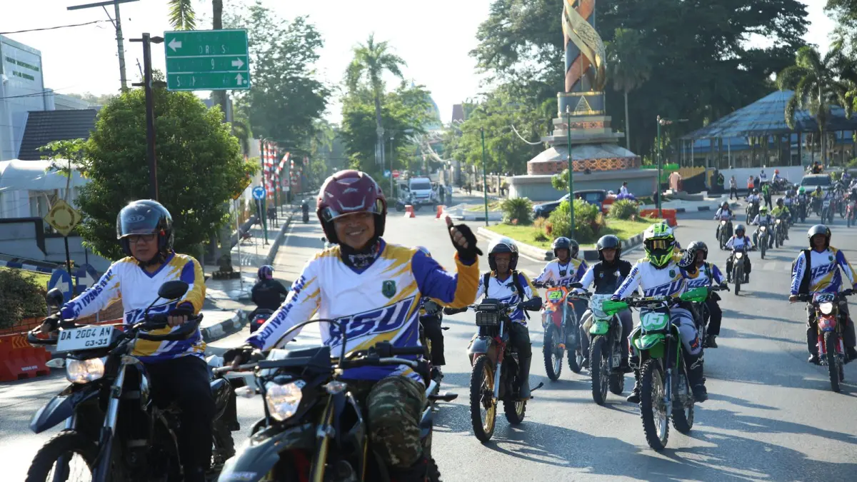MOMEN: Wabup HSU, Hero pimpin touring Bangkit bersama forkopimda dan penghijauan, bangun semangat jaga banua, Minggu (7/6/2026).(Foto: Pemkab HSU)&nbsp;