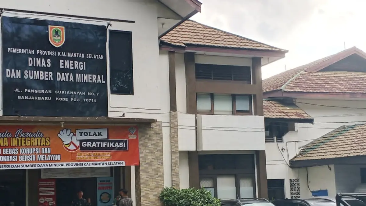 DIGELEDAH KEJAKSAAN: Suasana Kantor ESDM Provinsi Kalsel di Banjarbaru saat pemeriksaan HPW, Senin (8/6/2026).(Foto:Sheilla Farazela/Radar Banjarmasin)&nbsp;