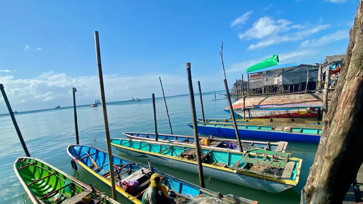 Jeritan nelayan Desa Rampa