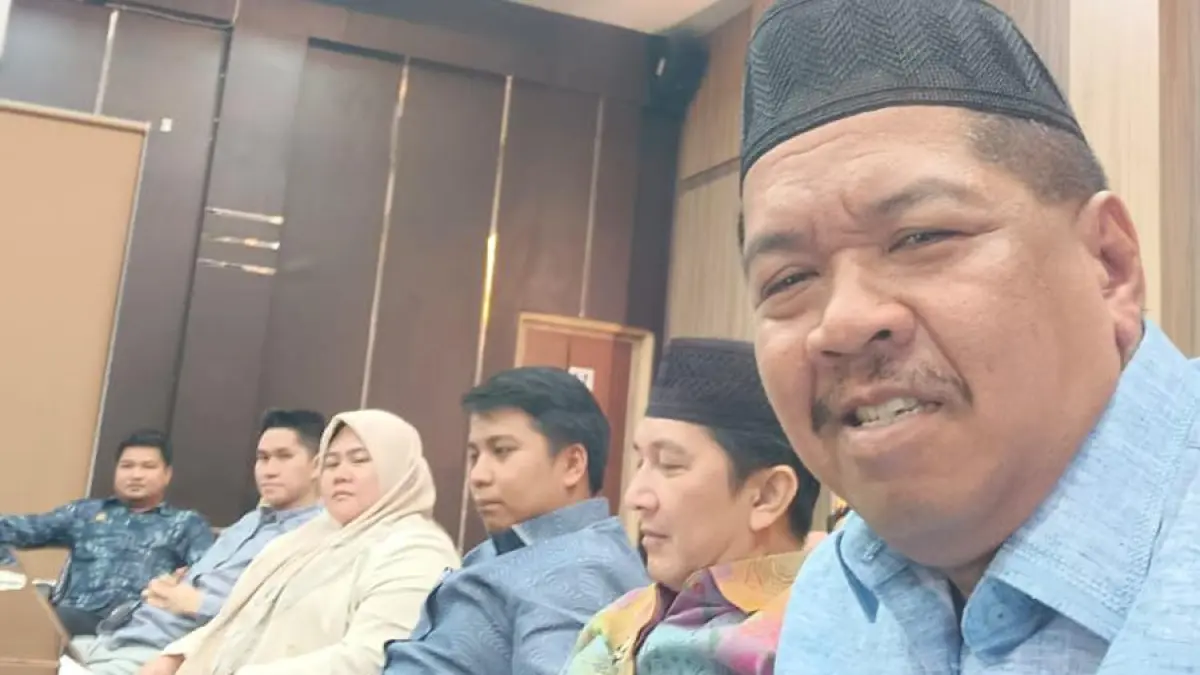 Ketua Komisi I DPRD Tapin, Rustan Nawawi menanggapi terkait pelaksanaan Pilkades gelombang kedua di Tapin yang sudah masuk pendaftaran calon kepala desa. (Dokumen Radar Banjarmasin)
