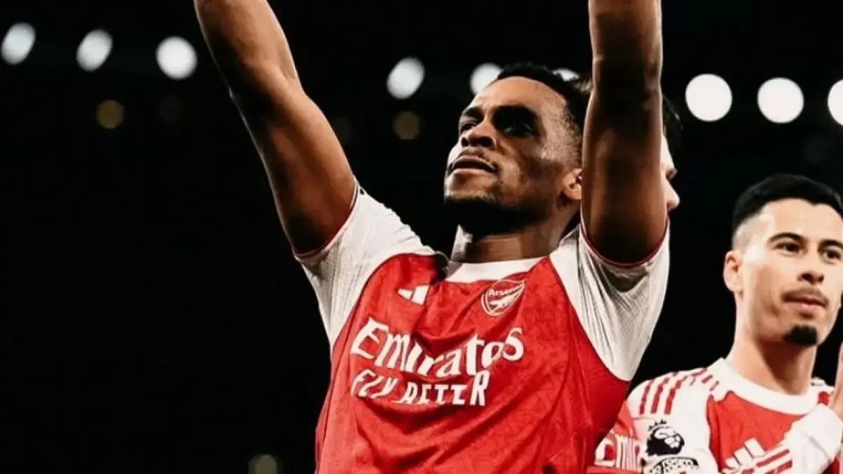 ABSEN: Bek Arsenal, Jurrien Timber dipastikan absen memperkuat Timnas Belanda setelah gagal pulih dari cedera pangkal paha yang telah mengganggunya dalam beberapa bulan terakhir.&nbsp;
(ig @jurrientimber)&nbsp;