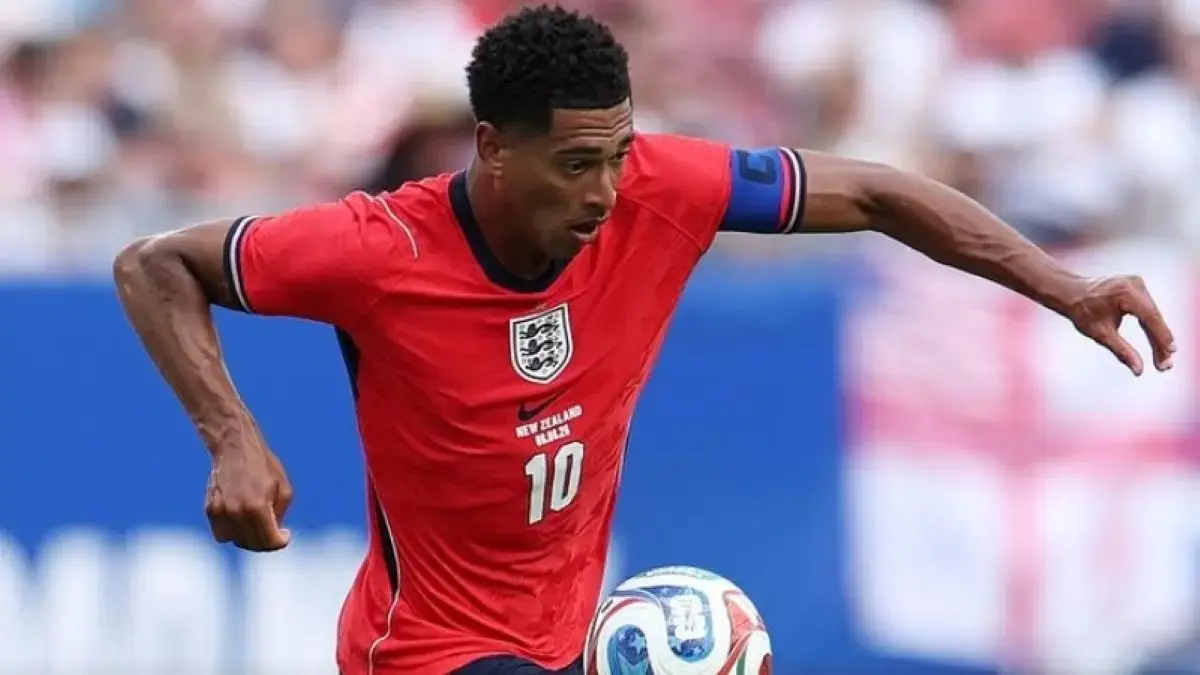 BERJUANG: Jude Bellingham harus berjuang untuk tempat di starting XI Timnas Inggris di Piala Dunia 2026.
&nbsp;(ig @judebellingham)