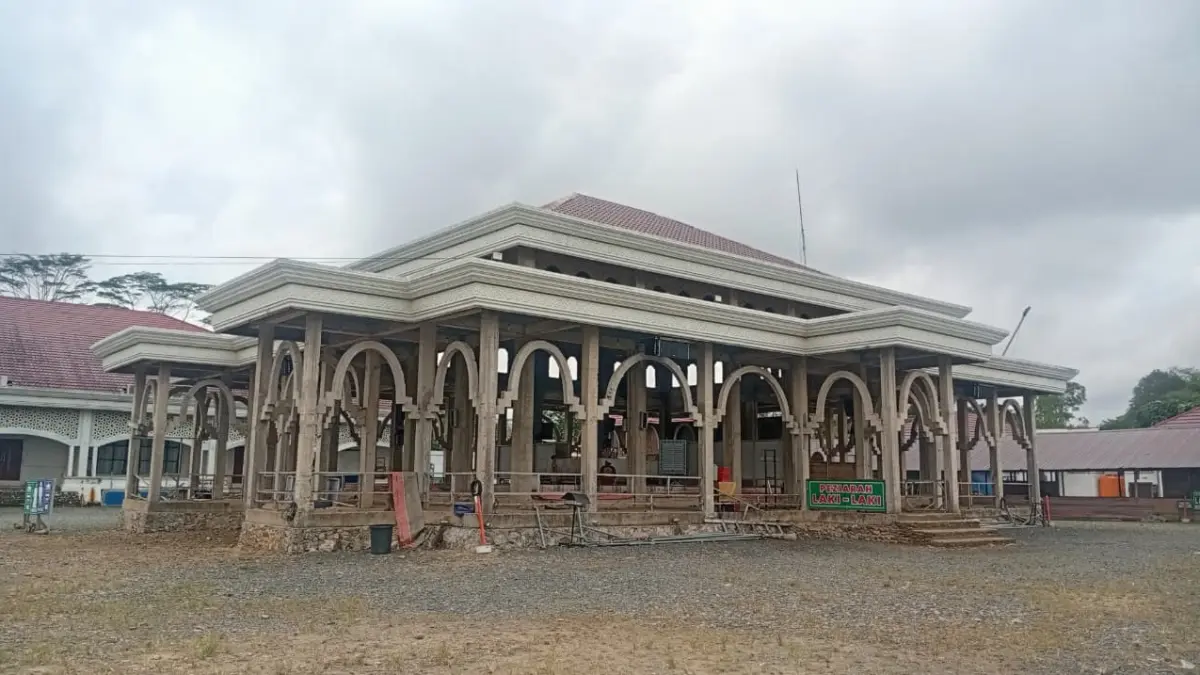 HAUL: Kubah makam Abah Guru Kapuh menjelang peringatan Haul ke-5. (Foto: M. Padil Ihsan/Radar Banjarmasin) 