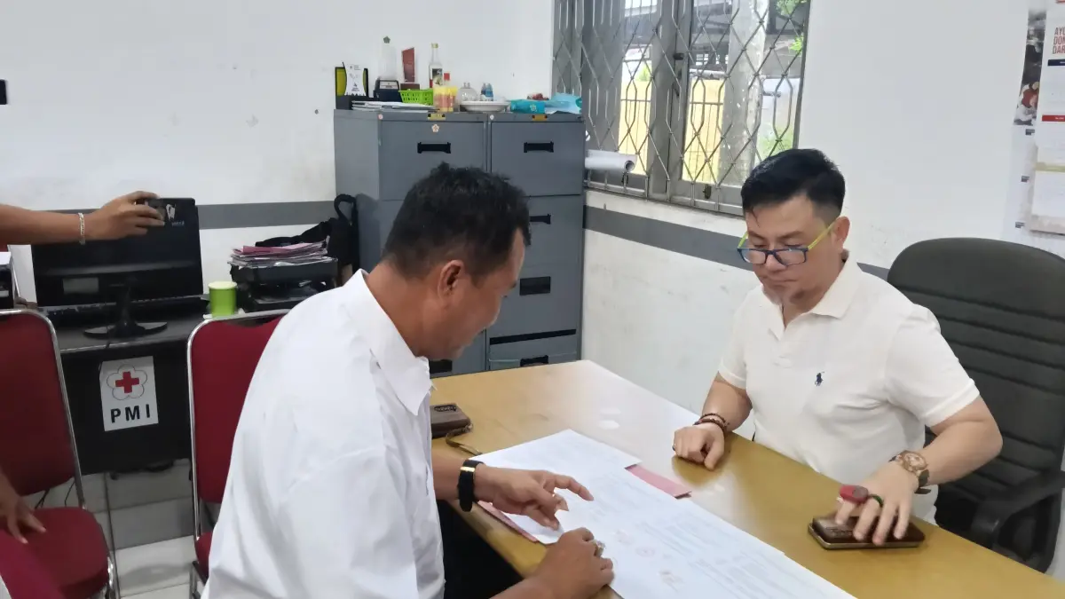 KANDIDAT: H Aftahudin saat mendaftar sebagai ketua PMI Banjarmasin, Jumat (12/6/2026).&nbsp;