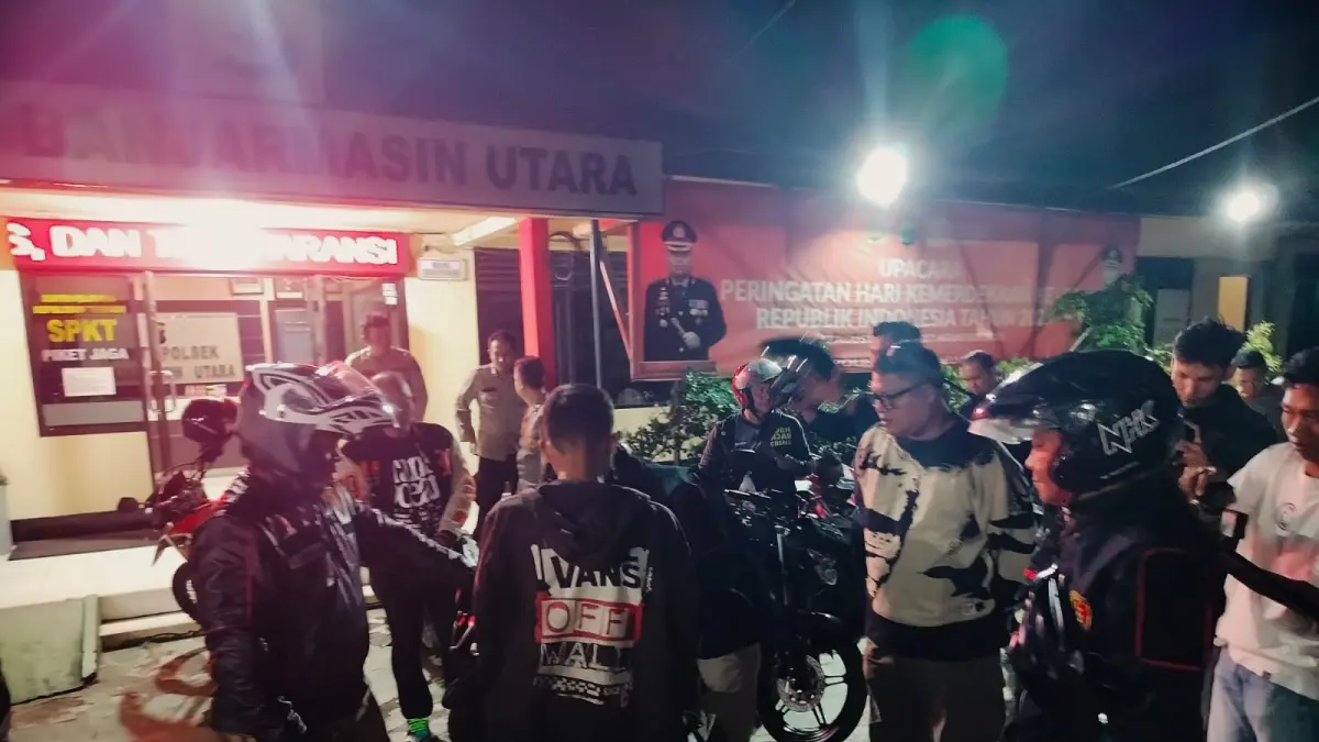 TERJARING: Polresta Banjarmasin saat menggelar razia. (Foto: Maulana)&nbsp;