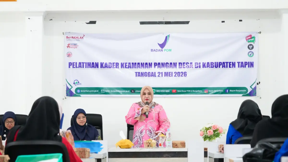 ARAHAN: Ketua TP PKK Tapin Hj Faridah menyampaikan arahan sekaligus membuka kegiatan.