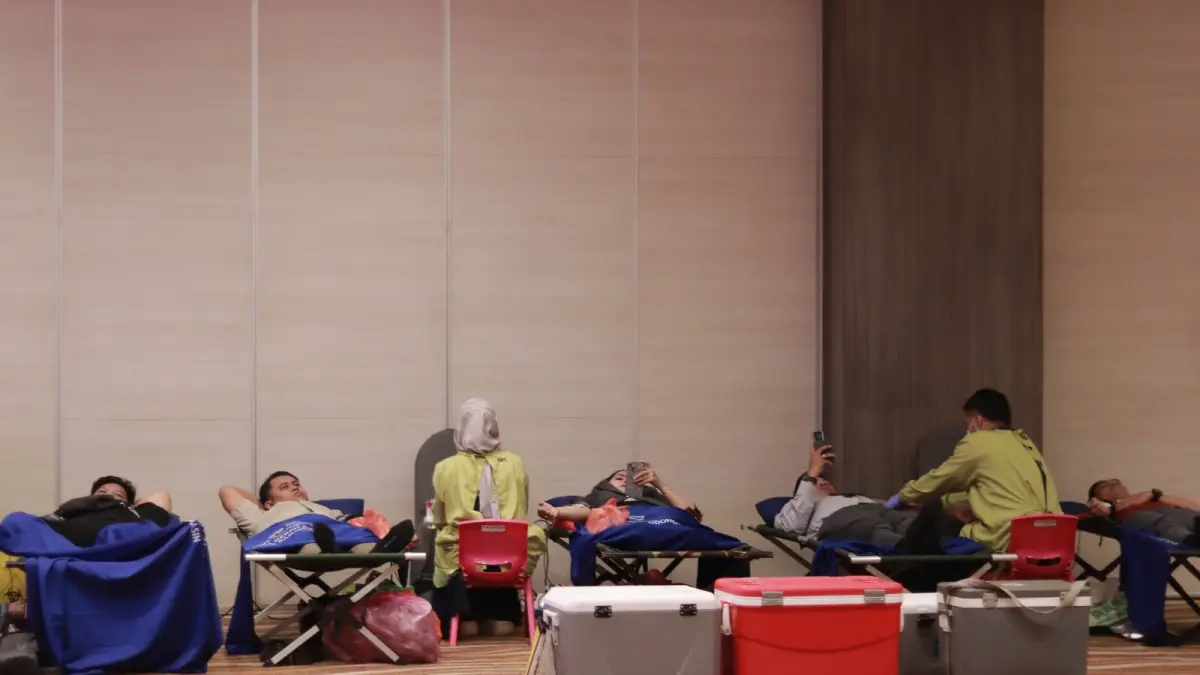 KEPEDULIAN SOSIAL: Kegiatan donor darah yang digelar FUGO Hotel Banjarmasin, belum lama tadi.&nbsp;&nbsp;