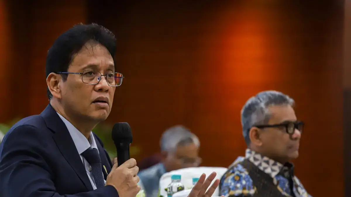 Menteri Keuangan Purbaya Yudhi Sadewa (kiri) didampingi Wakil Menteri Keuangan Suahasil Nazara (kanan). Pihaknya mengusulkan pagu anggaran 2027 sebesar Rp49,80 Triliun. (Salman Toyibi/Jawa Pos)