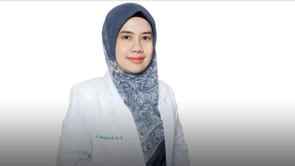 dr. Hadijah, Sp.M.