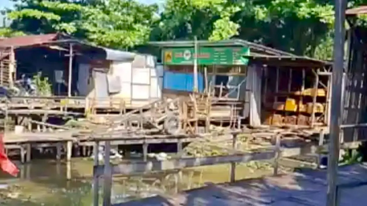 Penyelesaian pembebasan lahan di kawasan Jalan Veteran harus dituntaskan sebelum anggaran pembangunan kembali dialokasikan .(Endang Syarifuddin/Radar Banjarmasin)