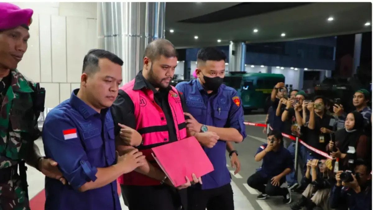 TERSANGKA KEENAM: Kejaksaan Agung menetapkan Ketua Yayasan Indonesia Food Security Review, Glory Harimas Sihombing (GHS), sebagai tersangka dugaan korupsi MBG periode 2025-2026, Kamis (18/6) malam. (Jawa Pos)