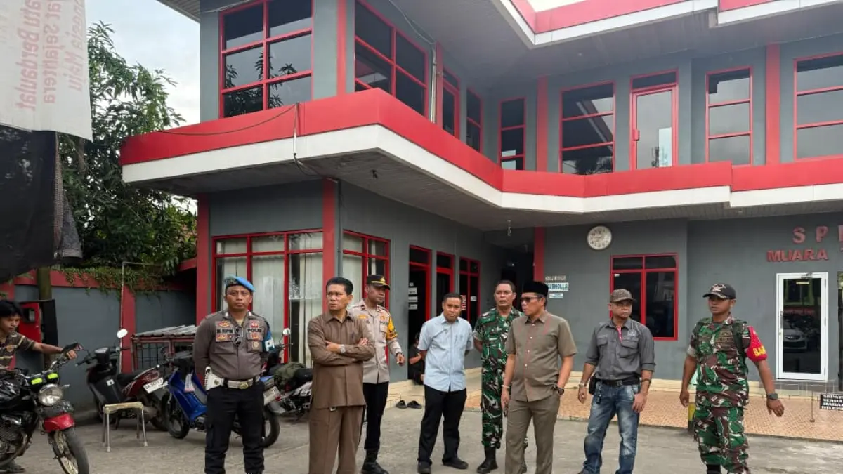 Komisi II DPRD HSU menemukan indikasi dugaan penyalahgunaan pertalite, saat melakukan monitoring di SPBU Tapus, Senin (22/6). (M. Akbar/Radar Banjarmasin)&nbsp;