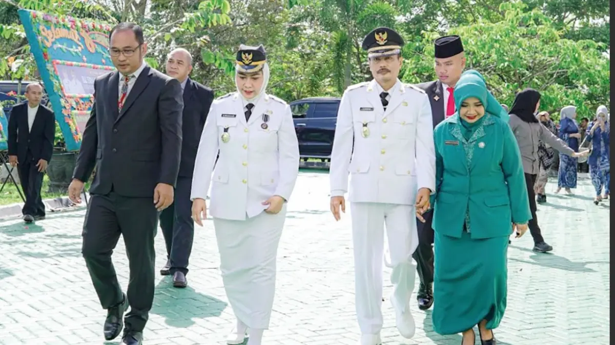 UKIR TINTA EMAS: Sejak resmi dilantik sebagai Wali Kota dan Wakil Wali Kota Banjarbaru pada 21 Juni 2025, Hj Erna Lisa Halaby - Wartono langsung tancap gas dan catat lompatan pembangunan di berbagai sektor.&nbsp;