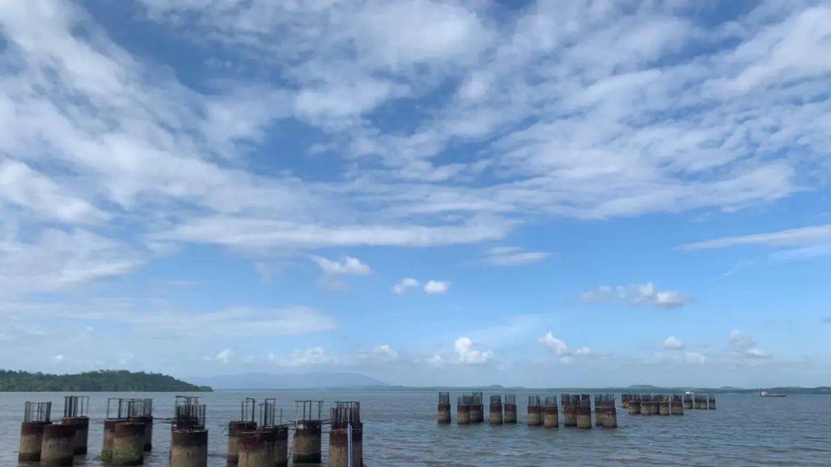 MASIH PROSES: Pembangunan Jembatan Pulau Laut yang menghubungkan Kabupaten Tanah Bumbu dan Kotabaru menjadi salah satu proyek yang mendapat perhatian khusus dari Bappeda Kalsel.(Foto: Dokumentasi/Radar Banjarmasin)&nbsp;